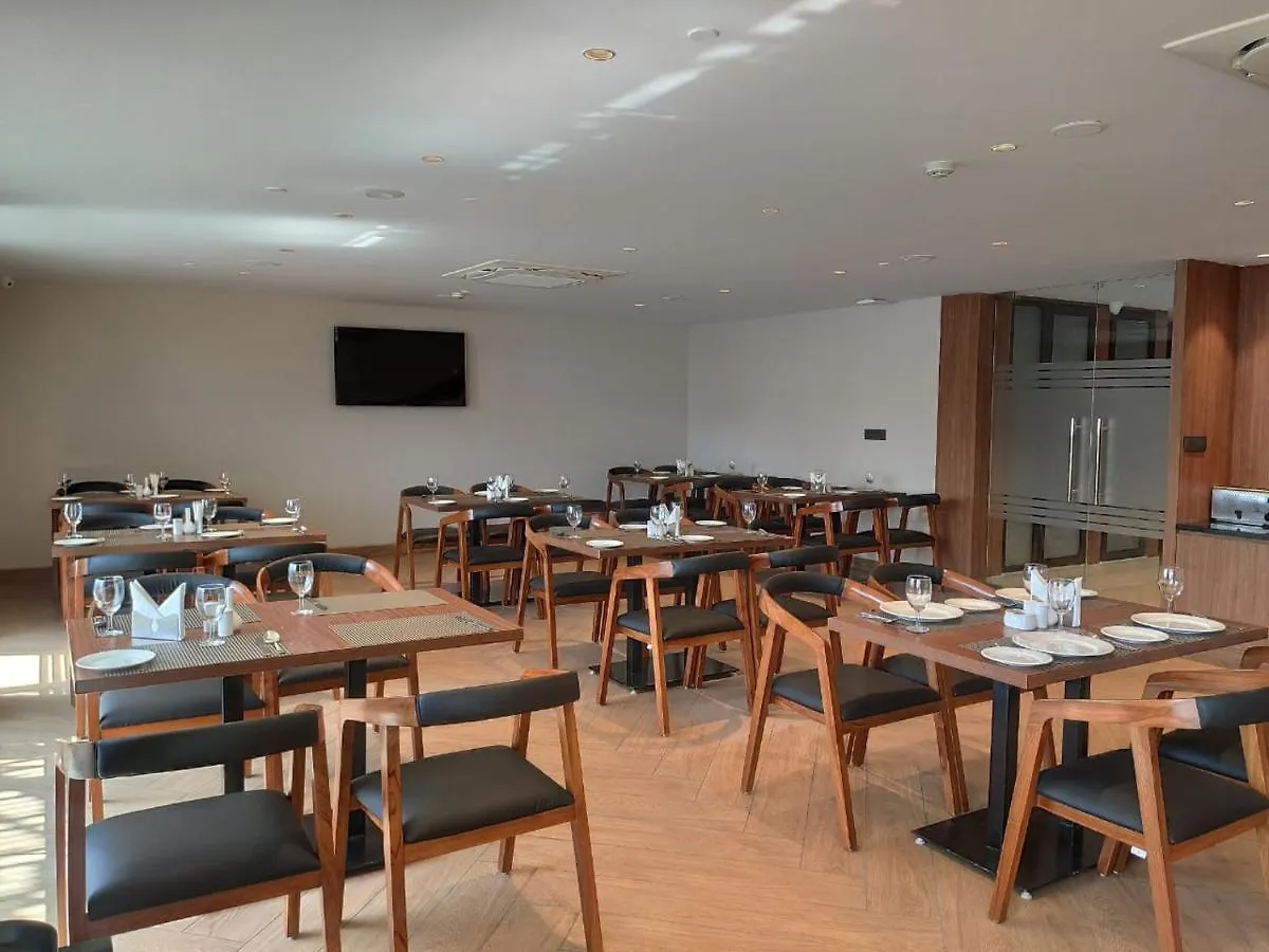 ****  Udman Hotel Gurugram Gurgáon India